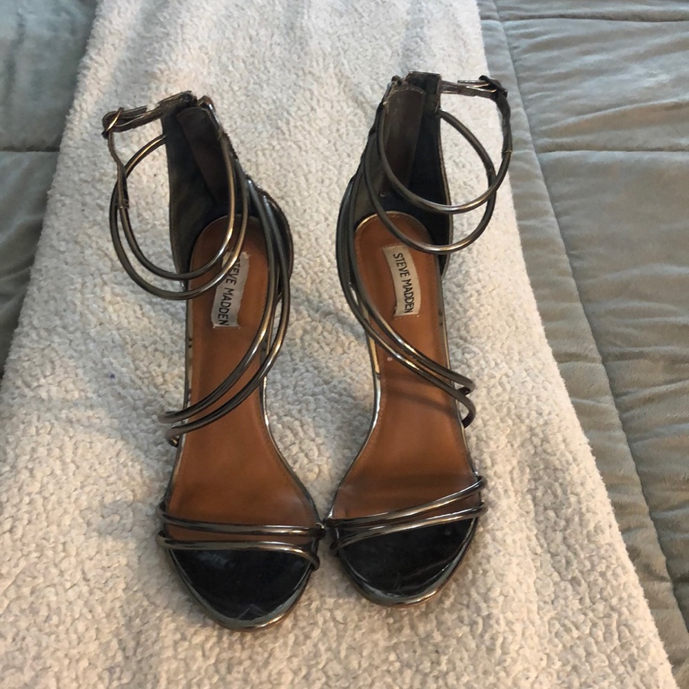 Steve Madden silver shoes